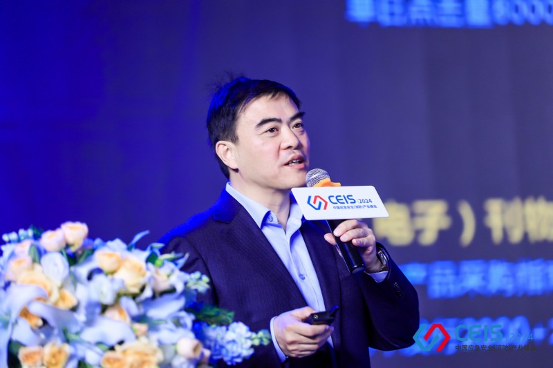 FH8A4469-opq3320802794